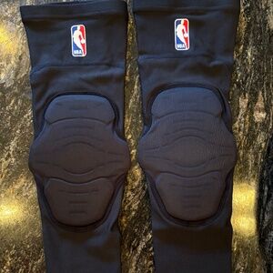 2 New Nike NBA Basketball padded arm sleeves various sizes black